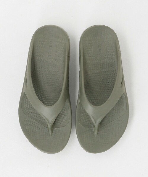 OOFOS（ウーフォス）の「＜OOFOS＞ OOriginal/リカバリーサンダル（サンダル・メンズ・ブラック/その他1・29cm/27cm/26cm/28cm）」の4枚目の写真