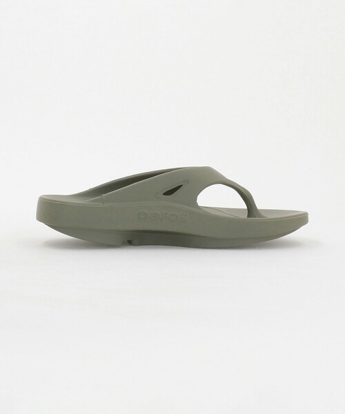 OOFOS（ウーフォス）の「＜OOFOS＞ OOriginal/リカバリーサンダル（サンダル・メンズ・ブラック/その他1・29cm/27cm/26cm/28cm）」の5枚目の写真