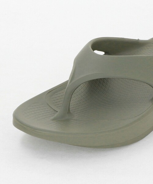 OOFOS（ウーフォス）の「＜OOFOS＞ OOriginal/リカバリーサンダル（サンダル・メンズ・ブラック/その他1・29cm/27cm/26cm/28cm）」の9枚目の写真