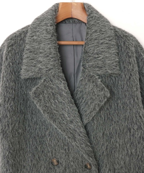 andme(アンドミー)の「シャギー起毛ビックカラージャケットコート(ミドル丈)(チェスターコート・レディース・キャメル/チャコールグレー/グレイッシュベージュ・M)」の12枚目の写真