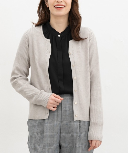 Honeys（ハニーズ）の「ラメ入キーネックカーデ（カーディガン/ボレロ・レディース・ブラック/アイボリー/レッド/ブルー/グレー・S/M/LL/L）」の3枚目の写真