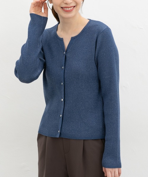 Honeys（ハニーズ）の「ラメ入キーネックカーデ（カーディガン/ボレロ・レディース・ブラック/アイボリー/レッド/ブルー/グレー・S/M/LL/L）」の4枚目の写真