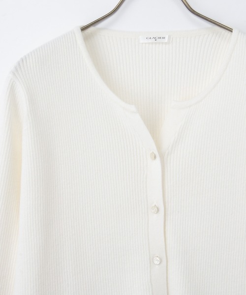 Honeys（ハニーズ）の「ラメ入キーネックカーデ（カーディガン/ボレロ・レディース・ブラック/アイボリー/レッド/ブルー/グレー・S/M/LL/L）」の11枚目の写真