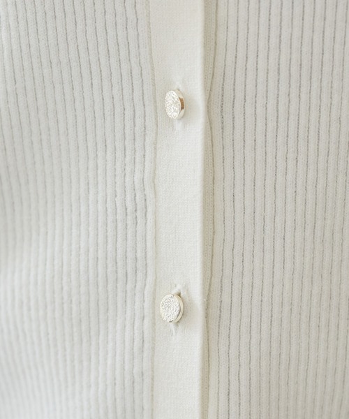 Honeys（ハニーズ）の「ラメ入キーネックカーデ（カーディガン/ボレロ・レディース・ブラック/アイボリー/レッド/ブルー/グレー・S/M/LL/L）」の18枚目の写真