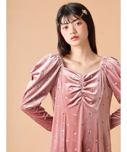 エンブロイダリーベロアワンピース（ワンピース）｜LILY BROWN（リリー