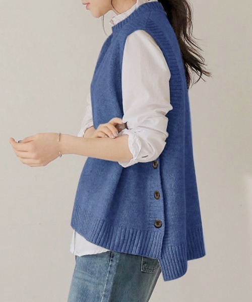 ReRe(リリ)の「サイドボタンレイヤードニットベスト(ベスト・レディース・ブラック/ブルー/グレー/ベージュ・SMALL/MEDIUM/LARGE/X-LARGE)」の4枚目の写真