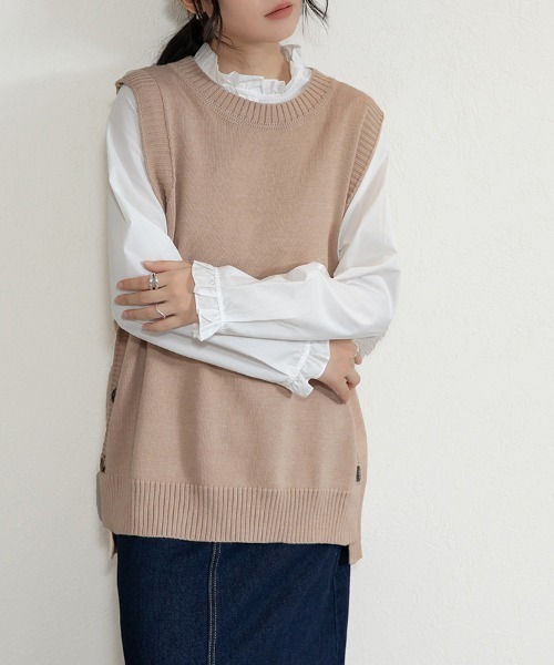 ReRe(リリ)の「サイドボタンレイヤードニットベスト(ベスト・レディース・ブラック/ブルー/グレー/ベージュ・SMALL/MEDIUM/LARGE/X-LARGE)」の5枚目の写真