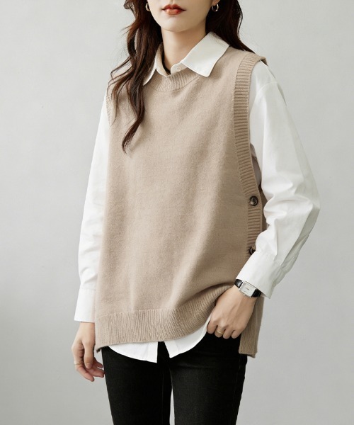 ReRe(リリ)の「サイドボタンレイヤードニットベスト(ベスト・レディース・ブラック/ブルー/グレー/ベージュ・SMALL/MEDIUM/LARGE/X-LARGE)」の20枚目の写真