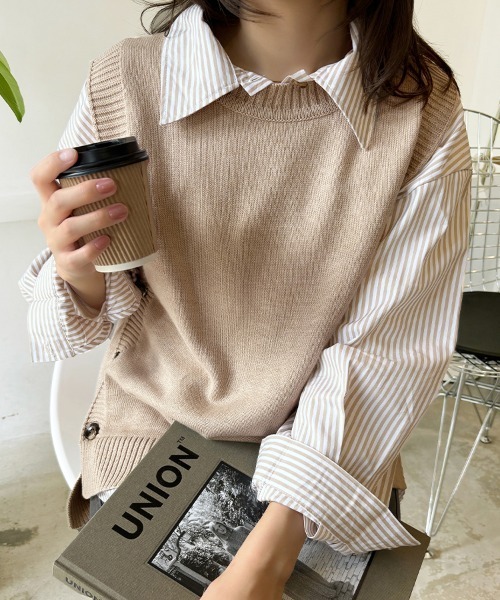 ReRe(リリ)の「サイドボタンレイヤードニットベスト(ベスト・レディース・ブラック/ブルー/グレー/ベージュ・SMALL/MEDIUM/LARGE/X-LARGE)」の22枚目の写真