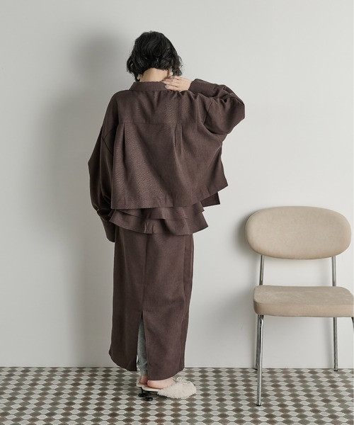 THE YOn（ザヨン）の「ポケットデザインタックスリーブクロップドシャツ（シャツ/ブラウス・レディース・キャメル/ミント/アッシュブラウン/アイボリー・FREE）」の21枚目の写真