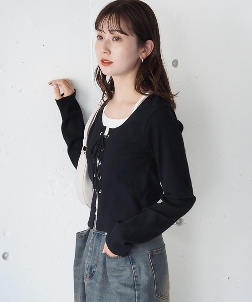 tiptop(ティップトップ)の「レースアップレイヤード長袖プルオーバー(Tシャツ/カットソー・レディース・エンジ/アイボリー/ブラック/ピンク/チャコールグレー・FREE)」の17枚目の写真