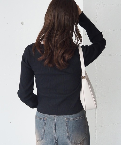 tiptop(ティップトップ)の「レースアップレイヤード長袖プルオーバー(Tシャツ/カットソー・レディース・エンジ/アイボリー/ブラック/ピンク/チャコールグレー・FREE)」の18枚目の写真