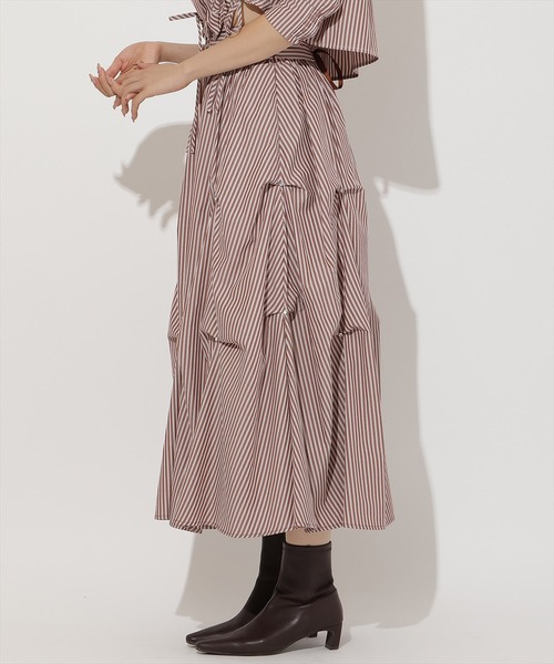 AND COUTURE(アンドクチュール)の「ストライプビジューティアードスカート(スカート・レディース・ブラウン系その他/ブルー系その他・FREE)」の14枚目の写真