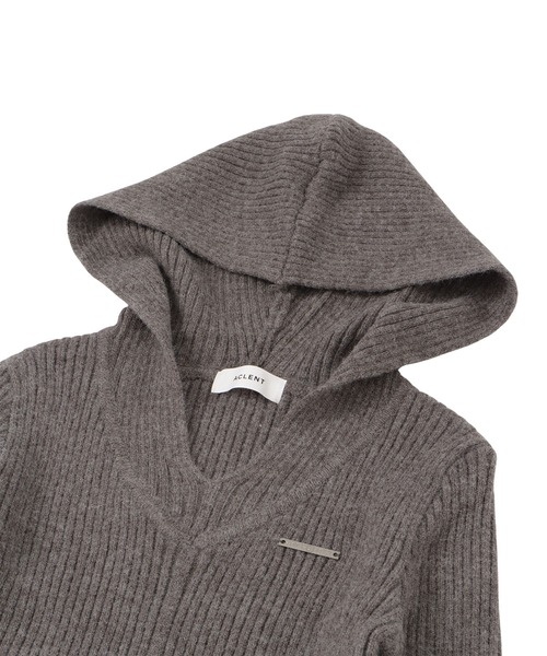 ACLENT(アクレント)の「コンパクトフードニット(ニット/セーター・レディース・グレー・FREE)」の11枚目の写真