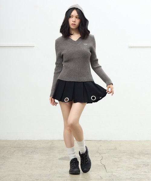 ACLENT(アクレント)の「コンパクトフードニット(ニット/セーター・レディース・グレー・FREE)」の6枚目の写真