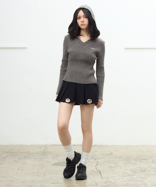 ACLENT(アクレント)の「コンパクトフードニット(ニット/セーター・レディース・グレー・FREE)」の7枚目の写真