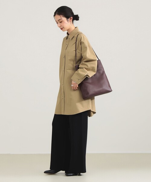 Demi-Luxe BEAMS（デミルクス ビームス）の「【1/15再値下げ】ソフトレザー モダン トートバッグ（トートバッグ・レディース・ブラック/ワイン・ONE SIZE）」の6枚目の写真