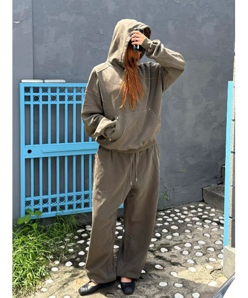 BLACKUP（ブラックアップ）の「[B-BASIC] ピグメントヘビースウェットオーバーフィットフーディ（パーカー・レディース・ブラウン/チャコール/ワイン・FREE）」の7枚目の写真