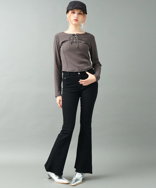 ANAP(アナップ)の「プリント レースアップ コルセット リブトップス カットソー(Tシャツ/カットソー・レディース・アイボリー/ダークグレー/ベージュ・F)」の13枚目の写真