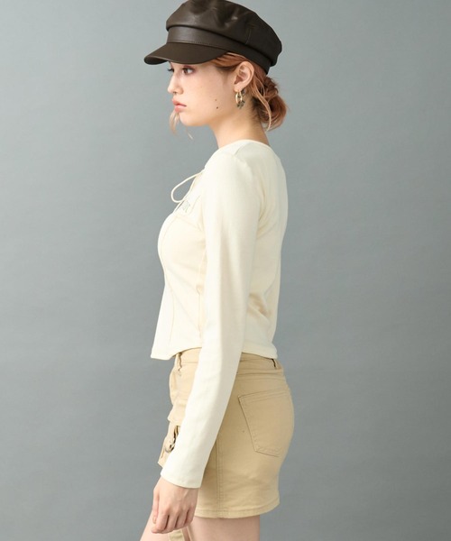 ANAP(アナップ)の「プリント レースアップ コルセット リブトップス カットソー(Tシャツ/カットソー・レディース・アイボリー/ダークグレー/ベージュ・F)」の20枚目の写真