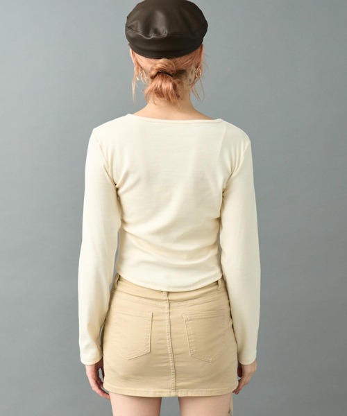 ANAP(アナップ)の「プリント レースアップ コルセット リブトップス カットソー(Tシャツ/カットソー・レディース・アイボリー/ダークグレー/ベージュ・F)」の21枚目の写真