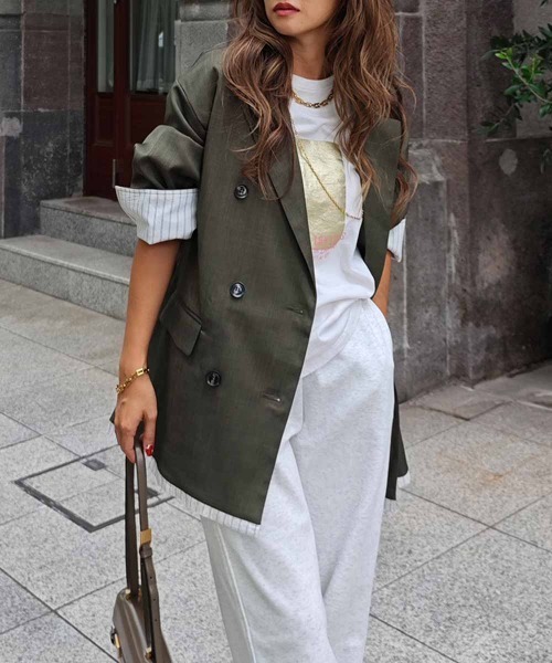 esutoreja（エストレジャ）の「レイヤードダブルテーラードジャケット（テーラードジャケット・レディース・チャコール/ベージュ/カーキ・FREE）」の3枚目の写真