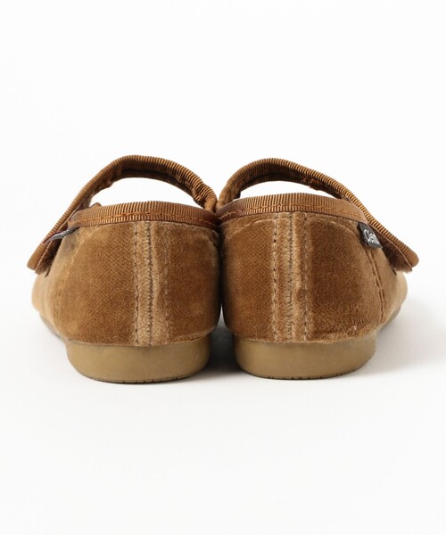 Cienta（シエンタ）の「Cienta / ベロア バレエ シューズ（14～20cm）（バレエシューズ・キッズ・ベージュ・14/20/19/18/16/15 /17）」の5枚目の写真