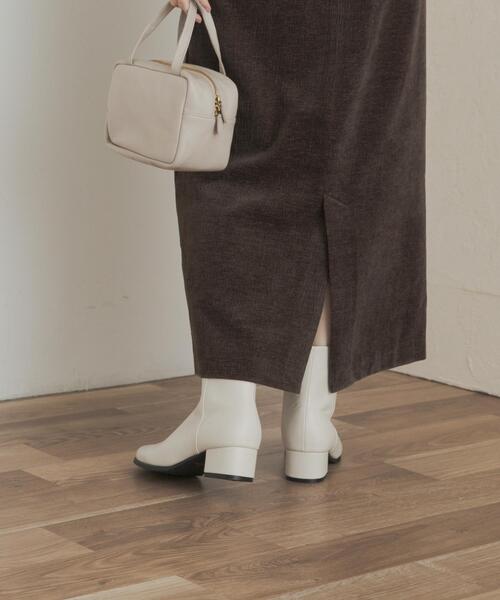 URBAN RESEARCH DOORS（アーバンリサーチドアーズ）の「チャンキーヒールブーツ（ブーツ・レディース・アイボリー/ブラック・36/38/37）」の6枚目の写真