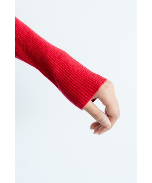 M.deux（エムドゥ）の「スクエアオフショルニット（ニット/セーター・レディース・レッド・MEDIUM）」の9枚目の写真