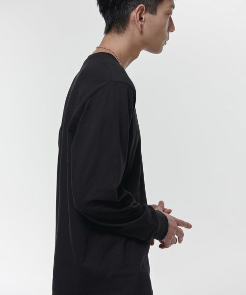 MUSINSA STANDARD（ムシンサスタンダード）の「クルーネック長袖Tシャツ[ブラック]（Tシャツ/カットソー・メンズ・その他・XX-LARGE/XXX-LARGE/SMALL/MEDIUM/LARGE/X-LARGE）」の21枚目の写真