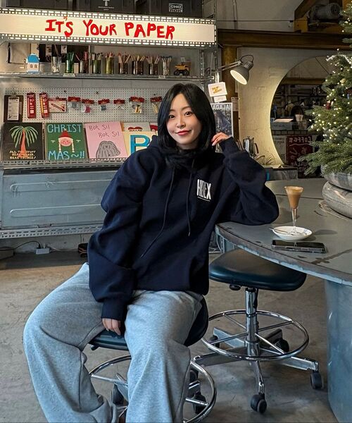 HDEX（エイチデックス）の「クラックプリンテッドフードパーカー (ネイビー)（パーカー・メンズ・ネイビー・LARGE/X-LARGE/XX-LARGE/MEDIUM）」の3枚目の写真
