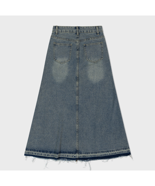 MOAA（モア）の「Raw Hem Denim Midi Skirt (WASHED JEAN)（スカート・レディース・その他・SMALL/MEDIUM）」の3枚目の写真