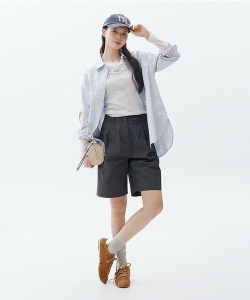 MUSINSA STANDARD WOMAN（ムシンサスタンダードウーマン）の「ウィメンズコットンワイドバミューダショーツ[ダークグレー]（その他パンツ・レディース・その他・30/24/25/26/27/28/29）」の7枚目の写真