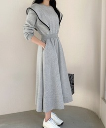 emi+（エミプラス）の「ショルダーフリルスウェットワンピース（ワンピース）」