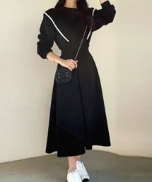 emi+（エミプラス）の「ショルダーフリルスウェットワンピース（ワンピース）」