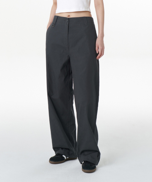 MUSINSA STANDARD WOMAN（ムシンサスタンダードウーマン）の「ウィメンズワイドカーペンターパンツ[ダークグレー]（その他パンツ・レディース・その他・28/29/30/26/27/25/24）」の2枚目の写真