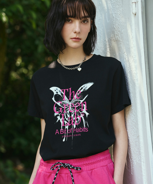 THE GREEN LAB（ザグリーンラボ）の「バタフライグラフィック半袖Tシャツ[ブラック]（Tシャツ/カットソー・レディース・その他・FREE）」の4枚目の写真