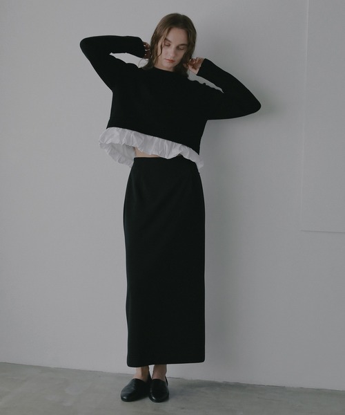 MANOF(マノフ)の「TAPE DETAIL STRAIGHT SKIRT(スカート・レディース・ベージュ/レッド/ブラック・S/M)」の16枚目の写真