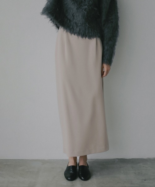 MANOF(マノフ)の「TAPE DETAIL STRAIGHT SKIRT(スカート・レディース・ベージュ/レッド/ブラック・S/M)」の21枚目の写真
