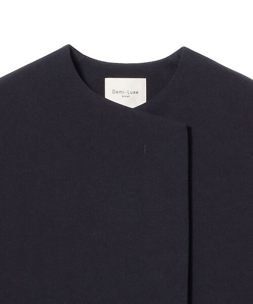 Demi-Luxe BEAMS（デミルクス ビームス）の「【セレモニー・フォーマル】カラー リリーハーフ コート＊（ノーカラーコート・レディース・ネイビー/オフホワイト・36/38）」の8枚目の写真