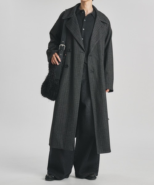 selle glant(セレグランテ)の「FAKE FUR BELT DESIGN SHOULDER BAG/フェイクファーベルトデザインショルダーバッグ(ショルダーバッグ・メンズ・ブラック/グレイッシュベージュ・FREE)」の17枚目の写真