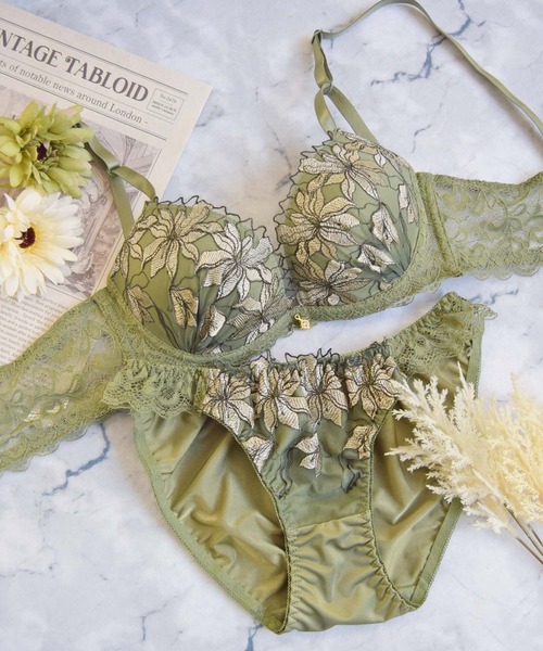 【美谷間＆丸胸を叶える！ナチュ盛りメイクブラ♪】上下セット/A~D/脇高ビックダスティフラワー刺繍