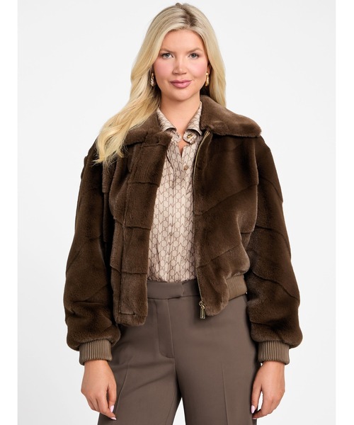 Guess（ゲス）の「MAYA Faux Fur Jacket アウター ジャケット （ブルゾン・レディース・ブラウン・MEDIUM）」の5枚目の写真