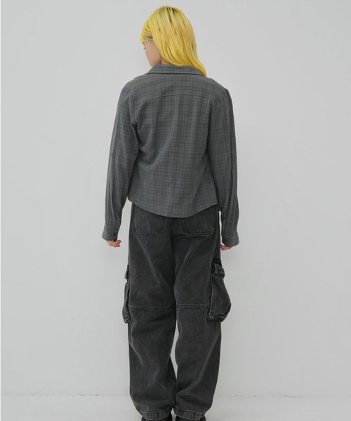 Enewd nina(エニュードニーナ)の「sleeve detail check shirt(シャツ/ブラウス・レディース・ブルー/グレー/レッド/ブラウン・FREE)」の5枚目の写真