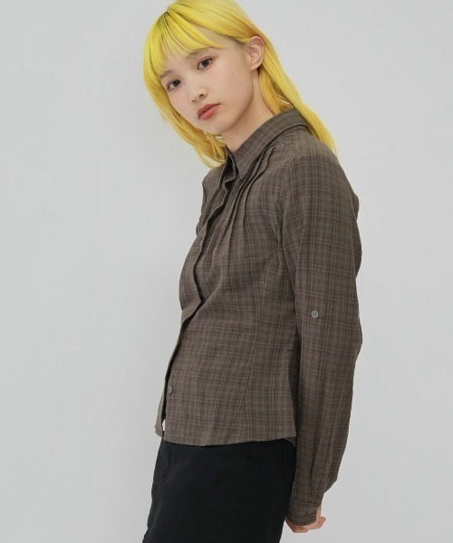 Enewd nina(エニュードニーナ)の「sleeve detail check shirt(シャツ/ブラウス・レディース・ブルー/グレー/レッド/ブラウン・FREE)」の8枚目の写真