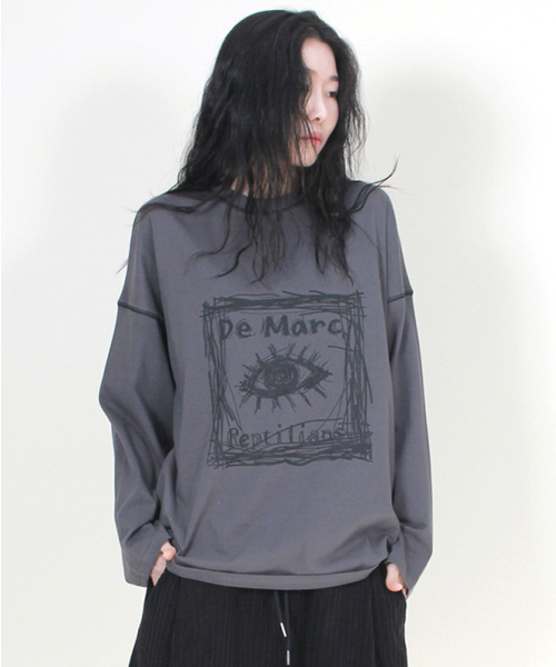 DEMARC（ドゥマーク）の「オーバーサイズスクエアプリントステッチ配色長袖Tシャツチャコール（Tシャツ/カットソー・レディース・その他・LARGE）」の7枚目の写真