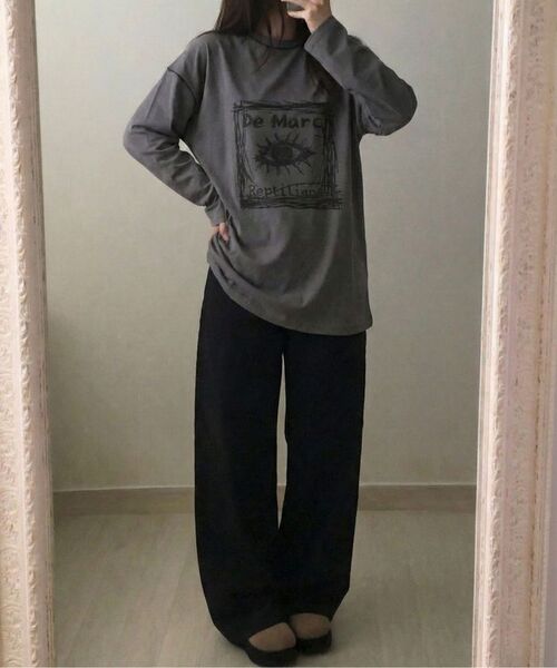 DEMARC（ドゥマーク）の「オーバーサイズスクエアプリントステッチ配色長袖Tシャツチャコール（Tシャツ/カットソー・レディース・その他・LARGE）」の4枚目の写真