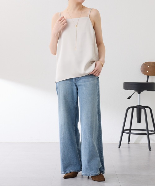 COLLAGE GALLARDAGALANTE（コラージュガリャルダガランテ）の「2WAY サテンキャミ（キャミソール・レディース・アイボリー/ネイビー・FREE）」の12枚目の写真