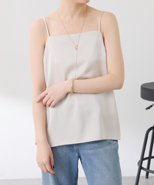 COLLAGE GALLARDAGALANTE（コラージュガリャルダガランテ）の「2WAY サテンキャミ（キャミソール・レディース・アイボリー/ネイビー・FREE）」の13枚目の写真