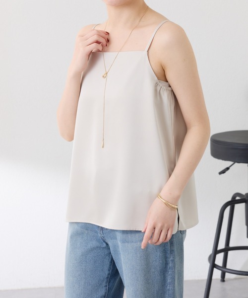 COLLAGE GALLARDAGALANTE（コラージュガリャルダガランテ）の「2WAY サテンキャミ（キャミソール・レディース・アイボリー/ネイビー・FREE）」の14枚目の写真
